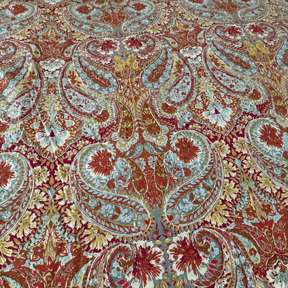 Pottery Barn Bella Paisley King Duvet Cover and Standard Pillow Shams (3) - Picture 3 of 4